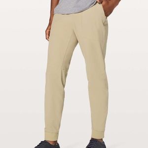 ABC Jogger size medium